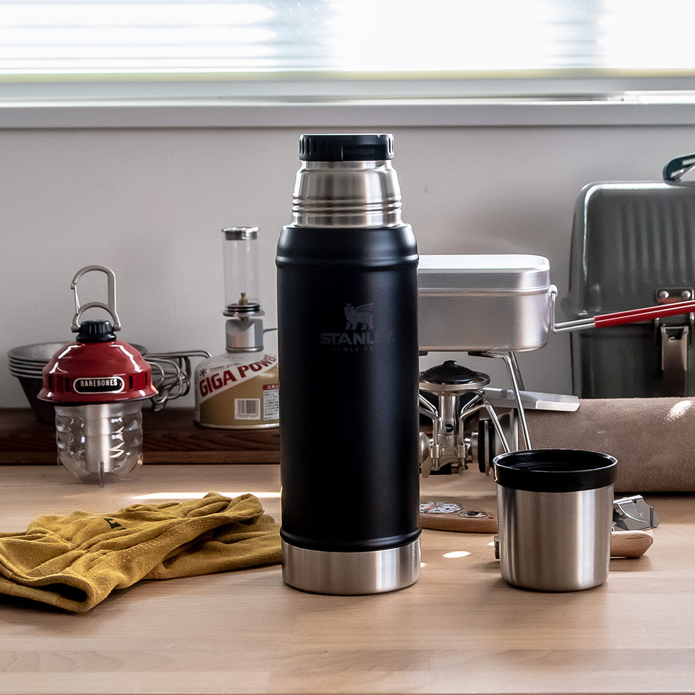 Stanley - 【新品未使用】スタンレー クラシックボトル（750ml） Amazon | スタンレー(Stanley) クラシック 真空ボトル 1.9L