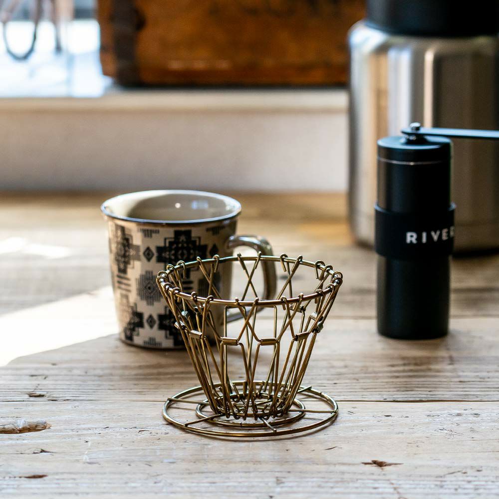 Kikkerland コーヒードリッパー Brass Collapsible Coffee Dripper KCU170