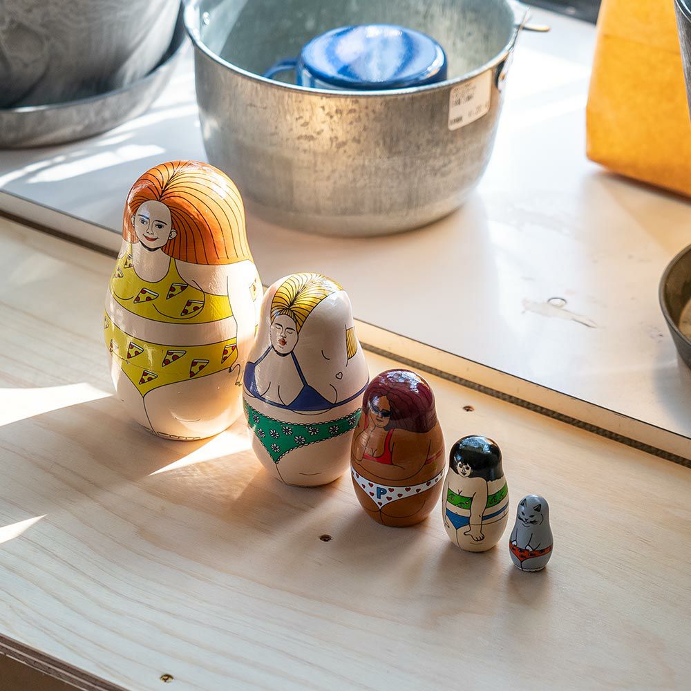 MIDORIKOMATSUマトリョーシカDETAILHAPPYHOTGIRLSロシア人形オブジェ