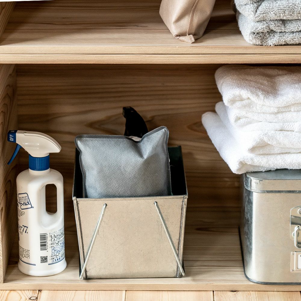 炭のある心地いい暮らし。出雲屋炭八北欧グレー8点セット調湿木炭大袋湿気除湿室内用結露防止対策押入れ用繰り返し炭八ミニタンス用小袋送料無料除湿剤乾燥材脱臭下駄箱用車内