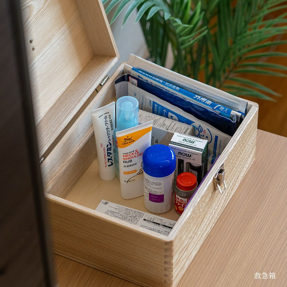 国産セン材の救急箱GAKUNAN岳南木工商会収納道具箱木箱収納