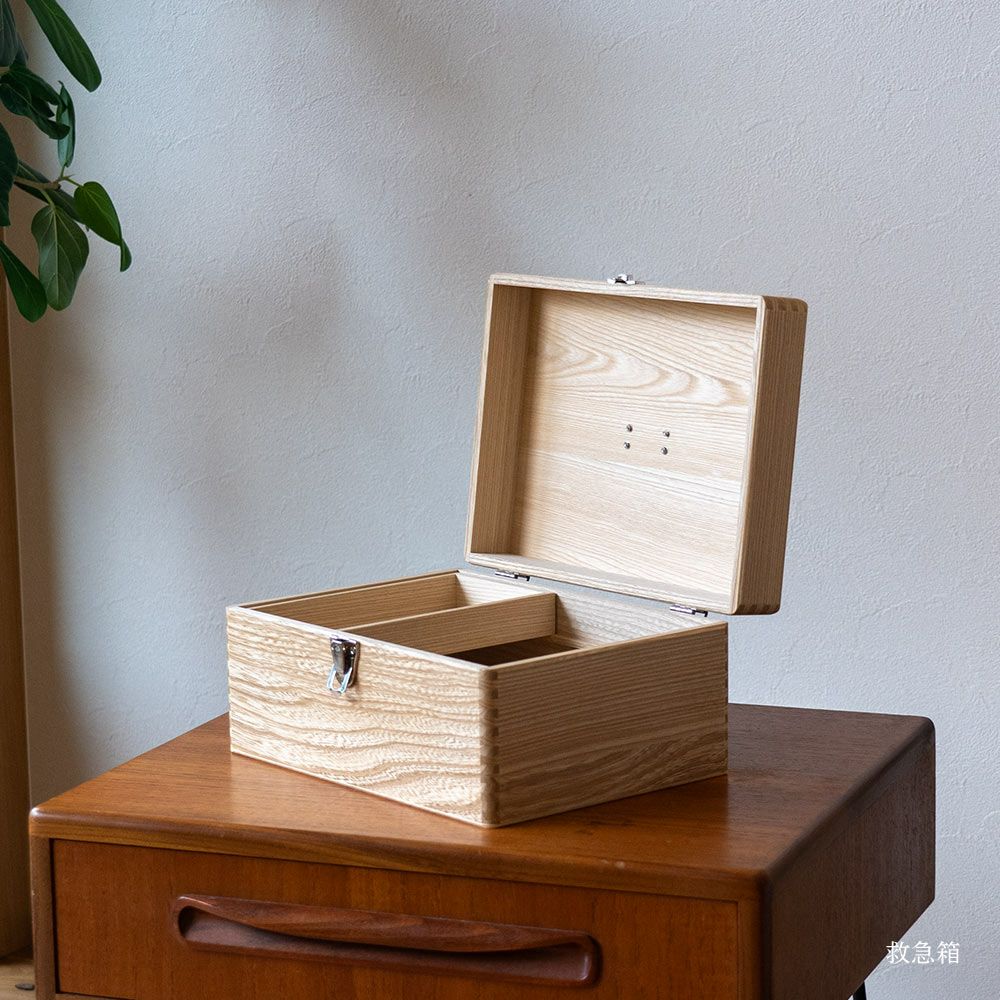 国産セン材の救急箱GAKUNAN岳南木工商会収納道具箱木箱収納