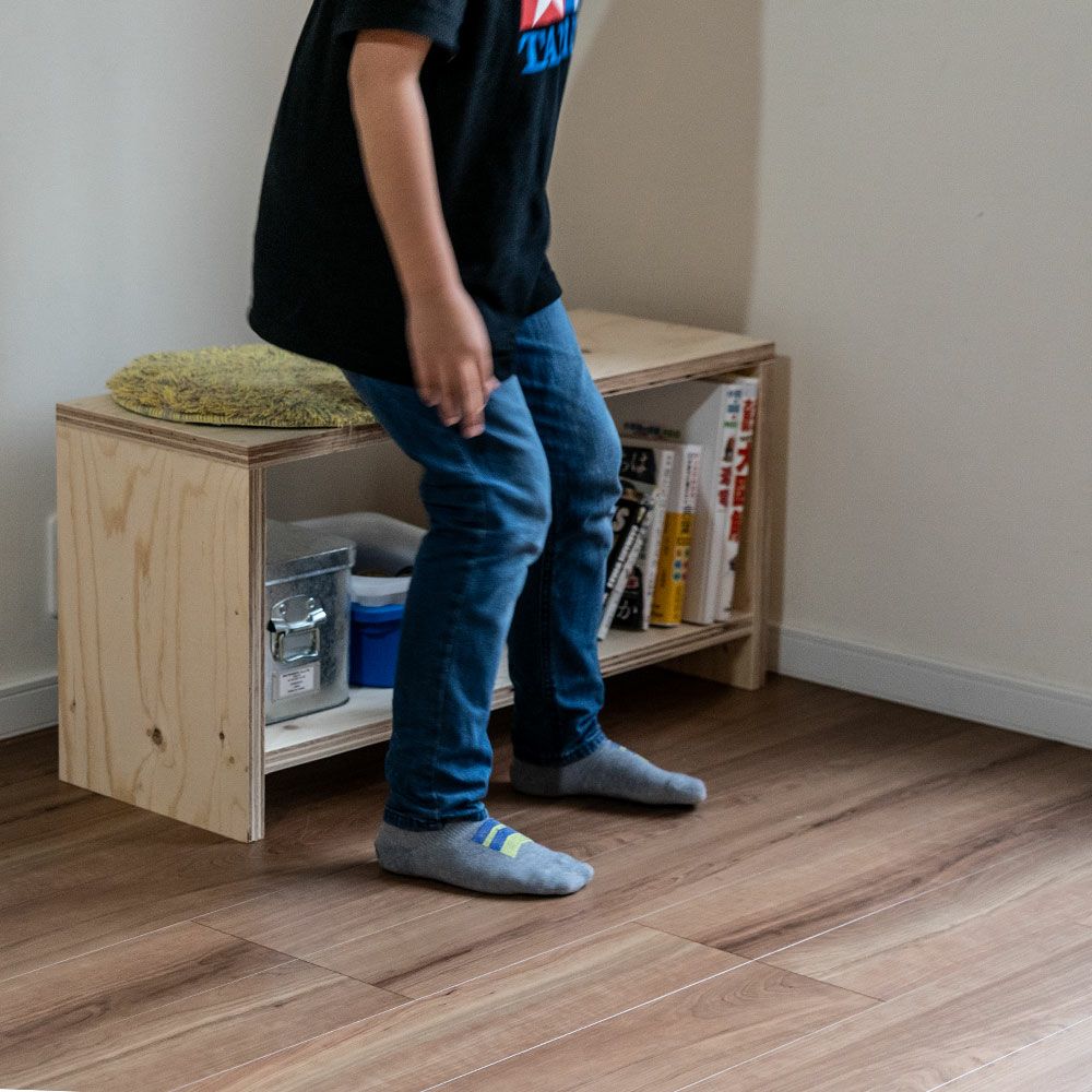 図工室のイス850スツールstoolベンチ木製収納椅子工作雑誌収納踏み台オリジナルイエノLaboイエノラボ