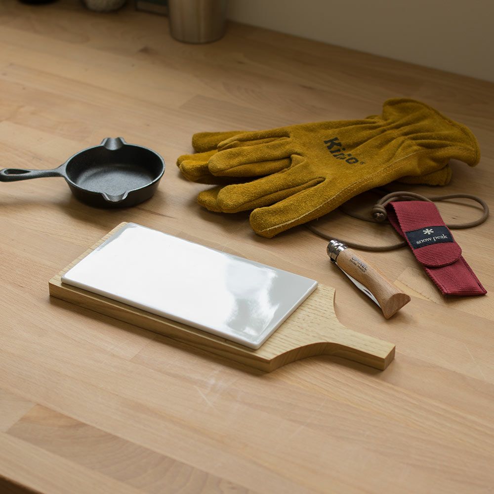 木のプレート陶板付イブキクラフトカッテイングボードトレイトレー栗木製国産日本製ネコポス送料無料