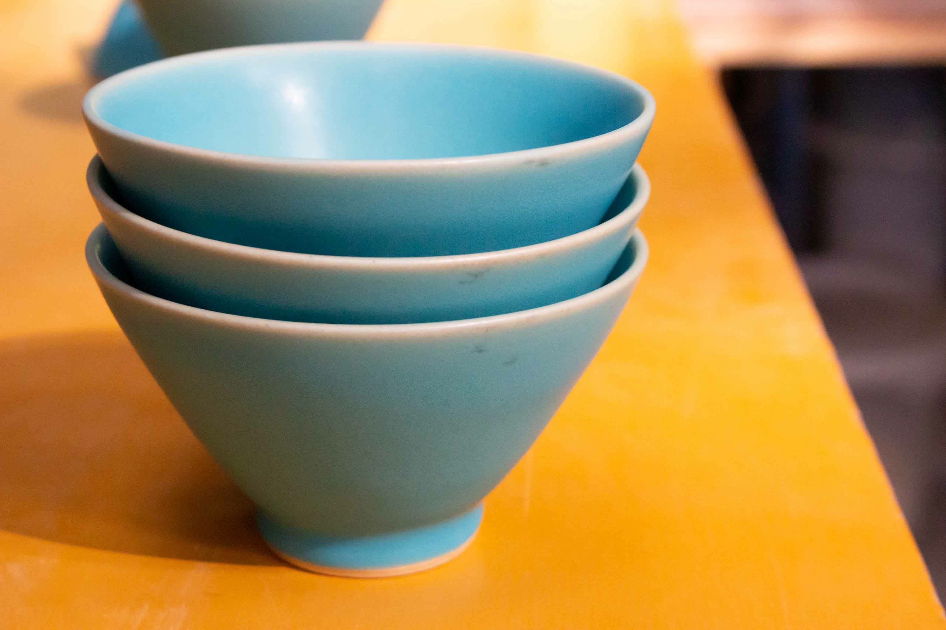 IDentity茶碗おぼろ雲波佐見焼オフホワイト全てが一点ものCRAFTSTOREオリジナルあなた専用ひとつずつに表情一つ一つの異なる味わい個性アイデンティティidentity長崎県