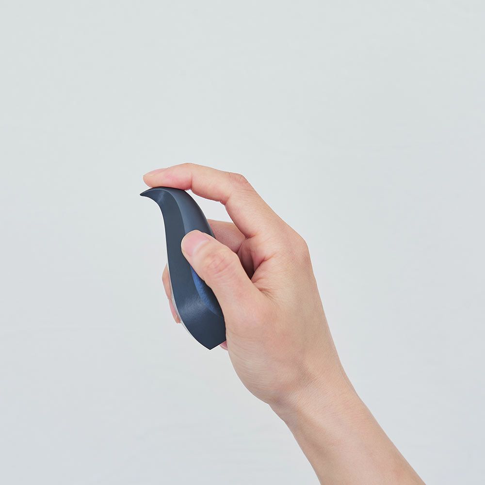 ペンギンカートンオープナーPenguinCartonOpener+dプラスディー日本製段ボールオープナーダンボールカッター動物アニマル通販便利グッズ軽量自立式オブジェインテリア