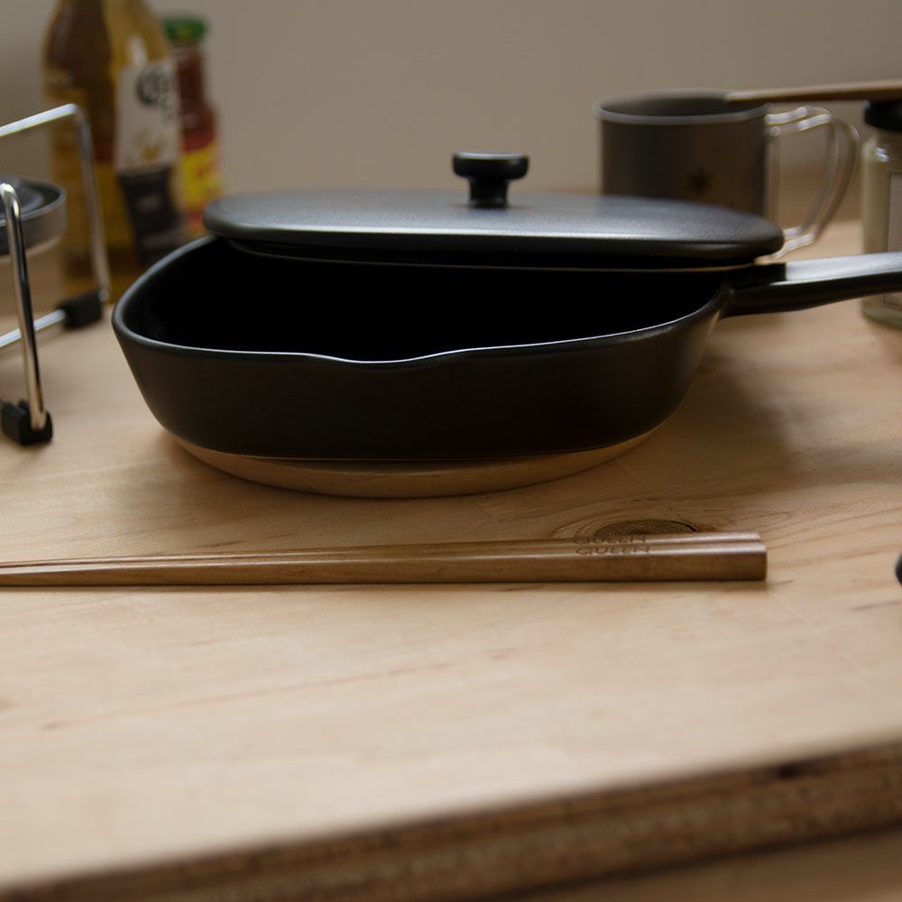 TOOLSBAKEPANベイクパンLサイズ【蓋なし】ツールズアウトドア四角キャンプグランピングベランピングイブキクラフト伊吹クラフト陶器製日本製