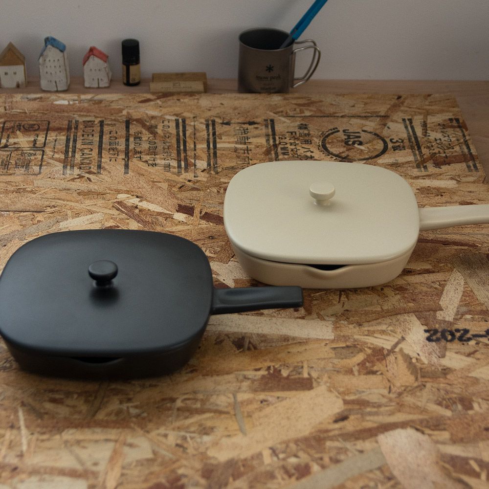 TOOLSBAKEPANベイクパンSサイズ蓋付ツールズアウトドア四角キャンプグランピングベランピングイブキクラフト伊吹クラフト陶器製日本製