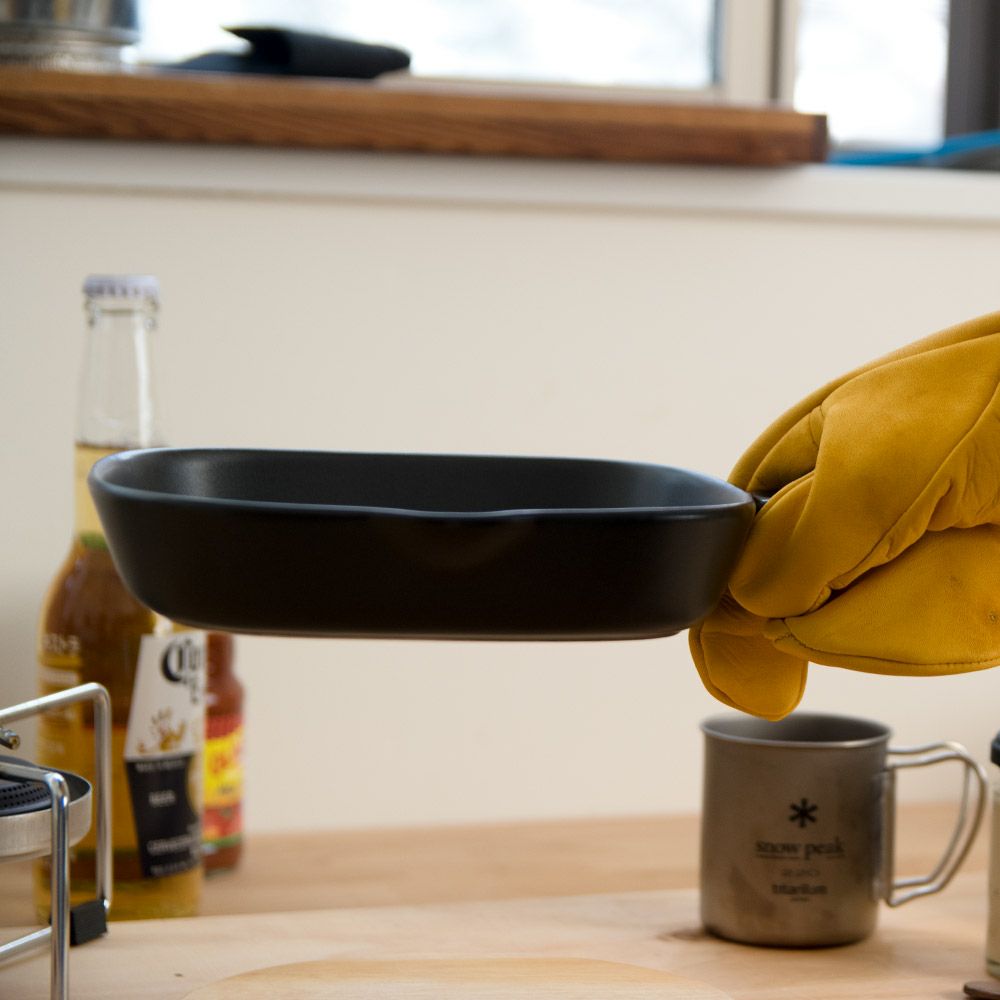 TOOLSBAKEPANベイクパンSサイズ蓋付ツールズアウトドア四角キャンプグランピングベランピングイブキクラフト伊吹クラフト陶器製日本製