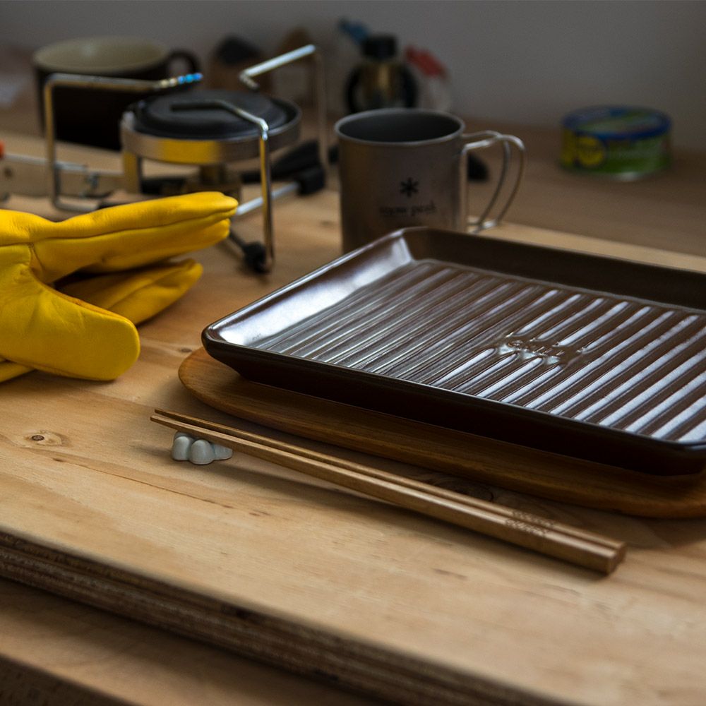TOOLSグリルプレートLサイズツールズアウトドア焼き魚キャンプグランピングベランピングイブキクラフト伊吹クラフト陶器製日本製